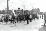 22 июня 1943 года. Псков.Использование бело-сине-красного флага непосредственно в частях РОА б...jpg