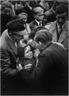 1956 год. Немецкий военнопленный после освобождения из советского лагеря встречается со своей ...png